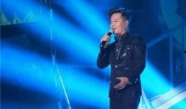 罗杰爆料张杰邓紫棋视频,张杰邓紫棋幕后视频曝光，情感纠葛引热议